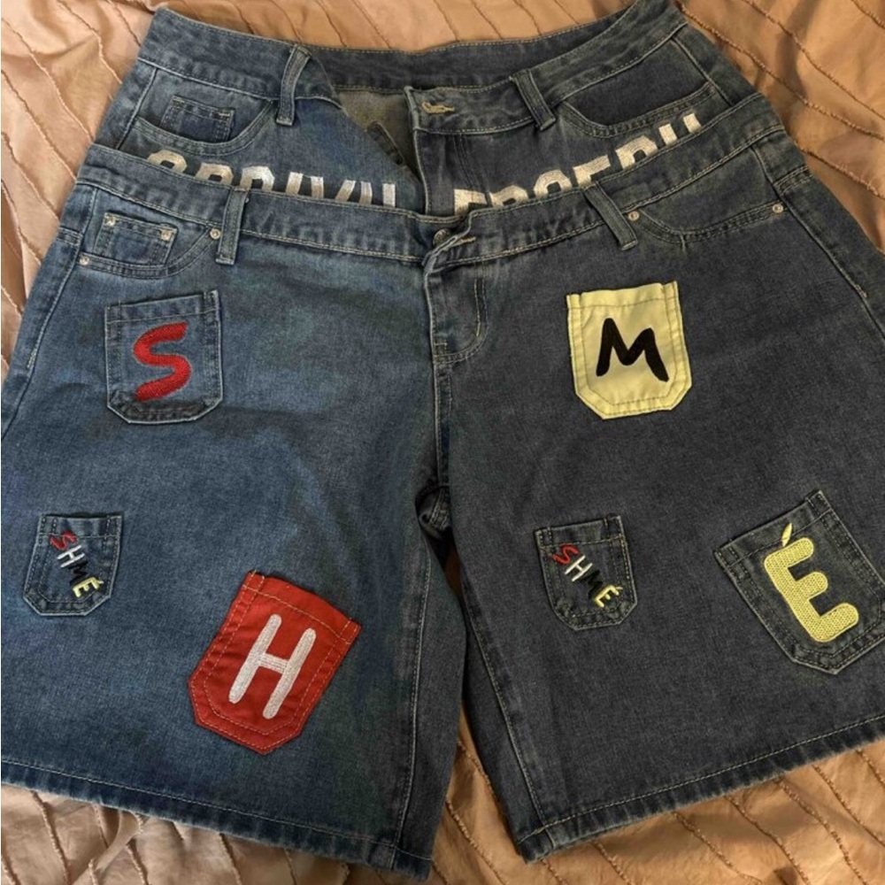ROMWE Blue Boyfriend Jeans with Colorful Patches